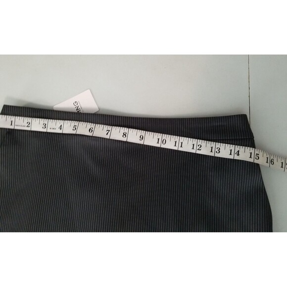 MNG Mango Skirt Size 8 Black White Pinstripe Pencil Straight Career New - Picture 6 of 11